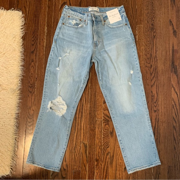 Abercrombie & Fitch Denim - Abercrombie midrise boyfriend denim jeans NEW